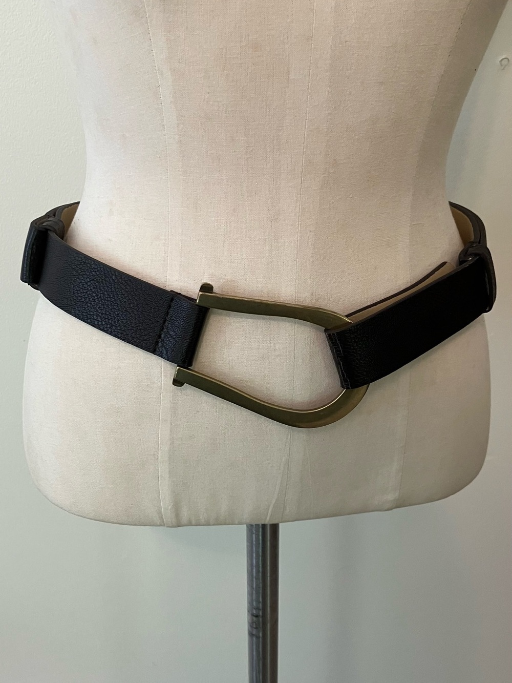 Chicos Western Brass Buckle Adjustable Belt M/ L Brown Vegan Leather Boho 90s